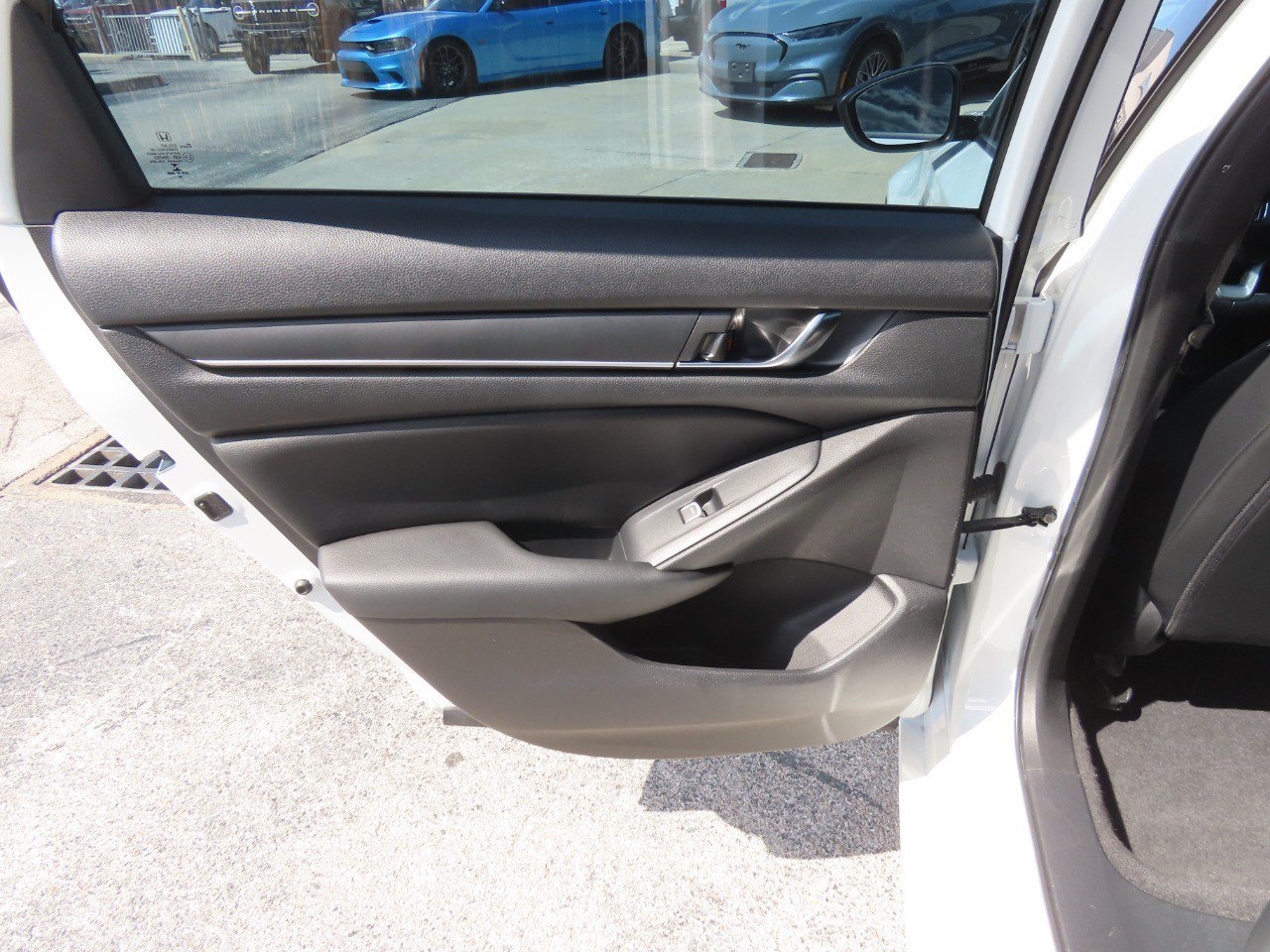 Used 2022 Honda Accord Sport image 18