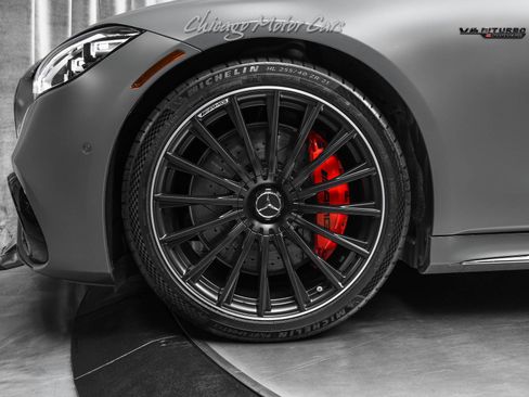 Used 2025 Mercedes-Benz S 63 AMG S image 9
