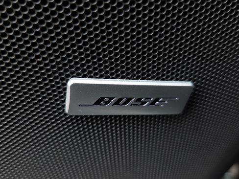 Used 2024 Chevrolet Tahoe Z71 w/ Luxury Package image 30