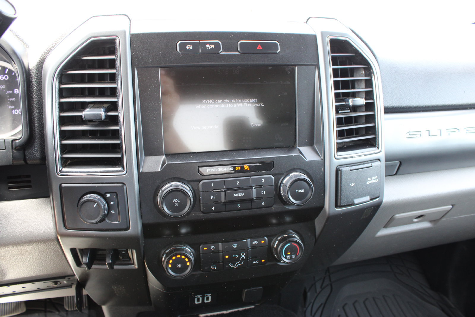 Used 2019 Ford F250 XLT w/ Snow Plow Prep Package AWD/4WD image 13