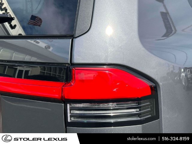 Used 2024 Lexus GX 550 w/ Cold Area Package AWD/4WD image 15
