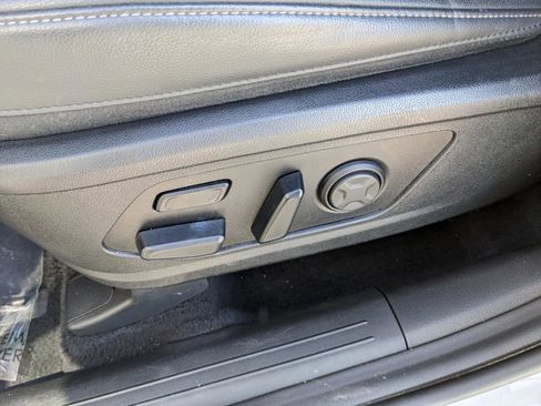 Used 2023 Kia Sorento SX image 20