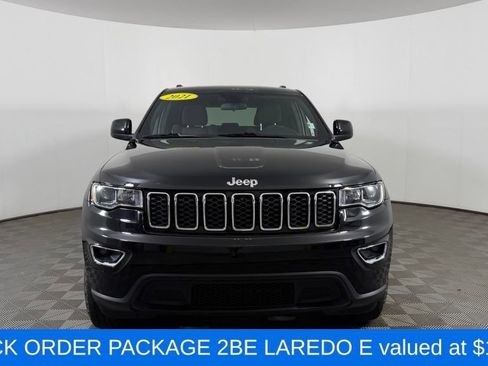 Used 2021 Jeep Grand Cherokee Laredo AWD/4WD image 2