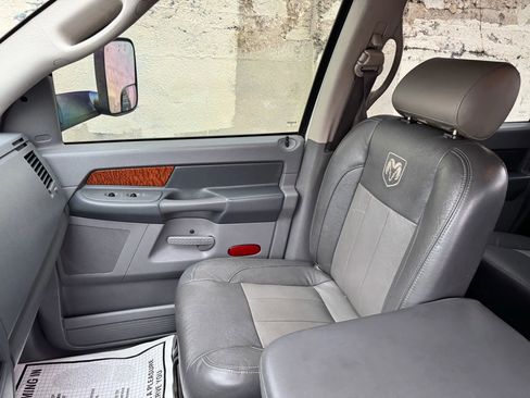 Used 2006 Dodge Ram 2500 Truck SLT w/ Light Group image 17