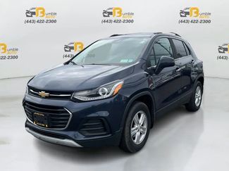 Used 2018 Chevrolet Trax LT w/ Sun & Sound Package image 1