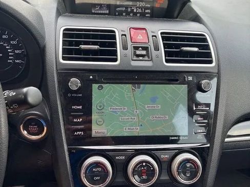 Used 2018 Subaru Forester 2.5i Touring AWD/4WD image 27