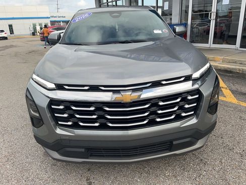 Used 2026 Chevrolet Equinox LT FWD image 9