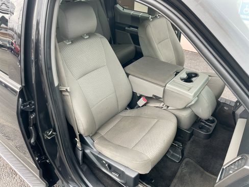 Used 2015 Ford F150 XLT w/ Equipment Group 302A Luxury image 28