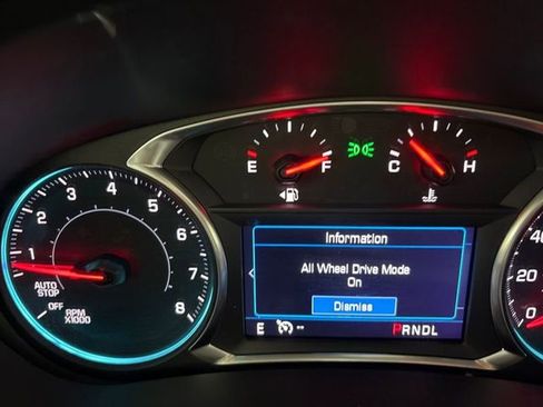 Used 2022 Chevrolet Equinox LT image 44