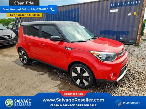 Used 2017 Kia Soul + w/ Designer's Package FWD image 5