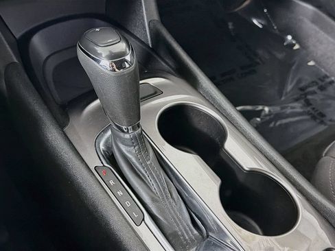 Used 2017 Chevrolet Malibu LS FWD image 16