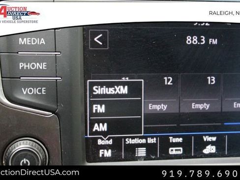 Used 2017 Volkswagen Golf Alltrack SE image 38