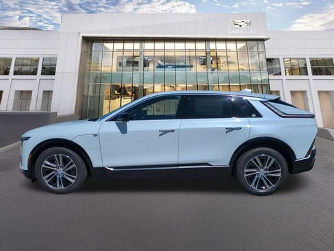 New 2026 Cadillac Lyriq Luxury image 5