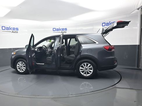 Used 2020 Kia Sorento LX w/ LX I4 Convenience Package AWD/4WD image 54