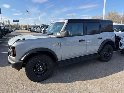 New 2026 Ford Bronco Outer Banks AWD/4WD image 5