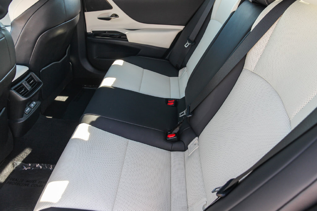 Certified 2024 Lexus ES 350 F Sport w/ Accessory Package (Z1) FWD image 20