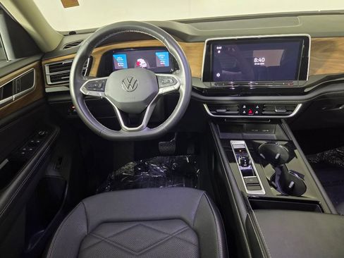 Used 2024 Volkswagen Atlas SE FWD image 27