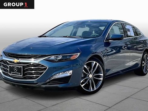 Used 2025 Chevrolet Malibu LT image 1