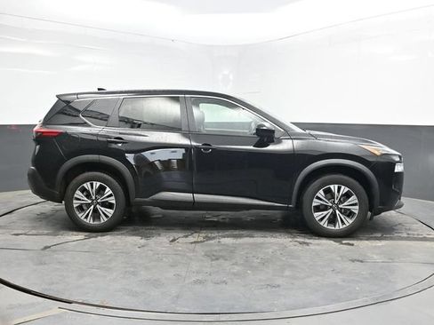 Used 2023 Nissan Rogue SV AWD/4WD image 8