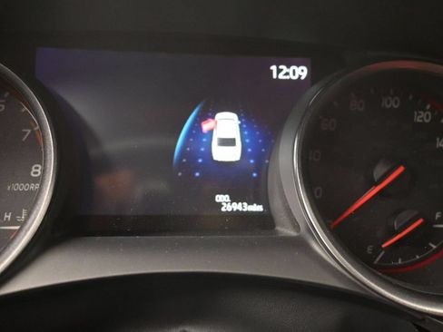 Used 2024 Toyota Camry XSE FWD image 11