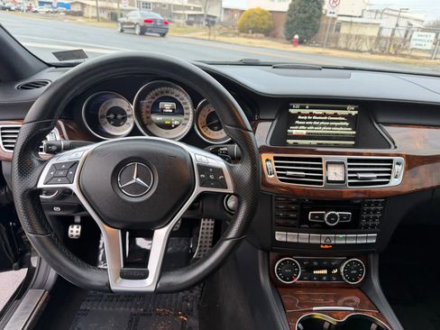 Used 2014 Mercedes-Benz CLS 550 4MATIC image 20