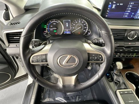Used 2022 Lexus RX 450hL AWD w/ Premium Package image 11