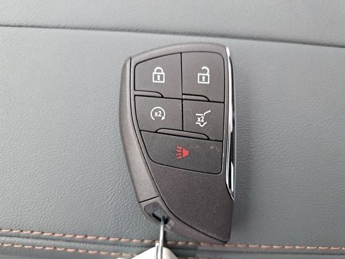 New 2026 GMC Terrain AT4 w/ LPO, Floor Liner Package AWD/4WD image 39