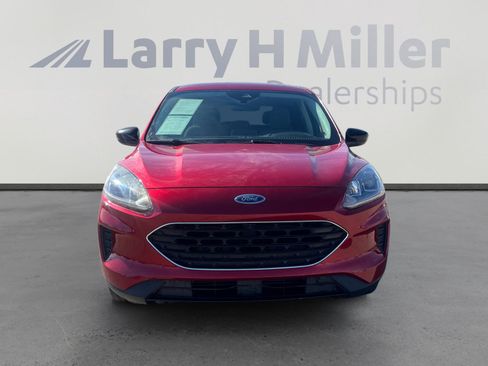 Used 2021 Ford Escape SE w/ SE Sport Appearance Package image 8