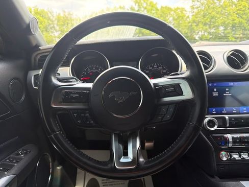 Used 2020 Ford Mustang Premium RWD image 11