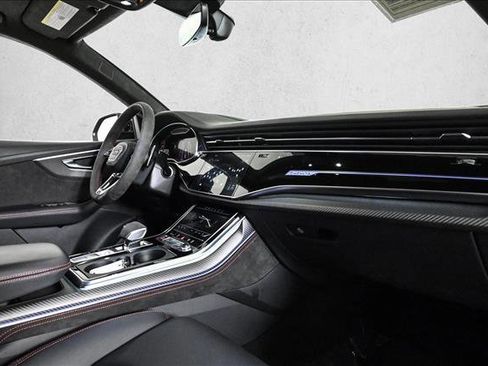 Used 2022 Audi RS Q8 image 23
