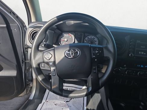 Used 2021 Toyota Tacoma SR AWD/4WD image 12