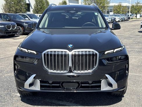 Used 2026 BMW X7 xDrive40i AWD/4WD image 2