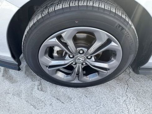 Certified 2023 Honda Accord EX image 39