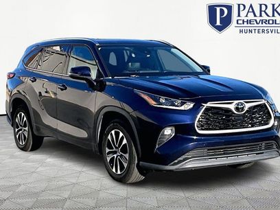 Used 2021 Toyota Highlander XLE