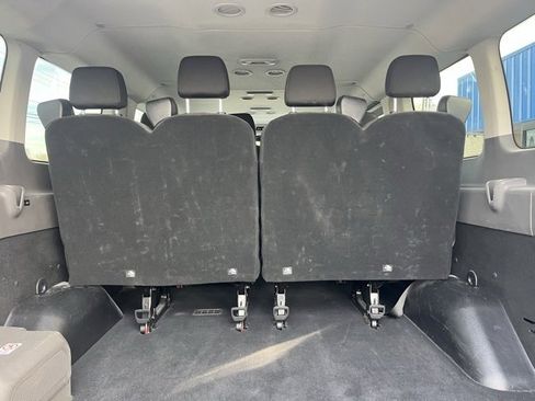 Used 2023 Ford Transit 350 XLT image 18