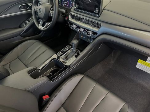 New 2025 Acura Integra image 12
