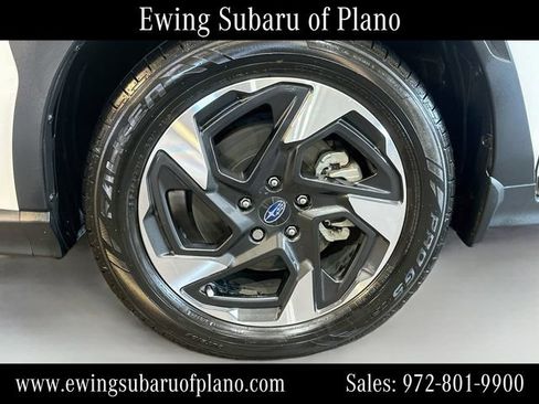 Used 2024 Subaru Crosstrek 2.5i Limited AWD/4WD image 31