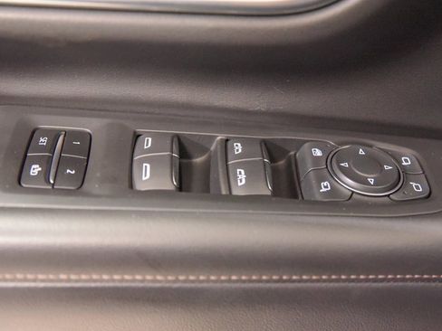 Used 2021 Chevrolet Tahoe High Country image 16