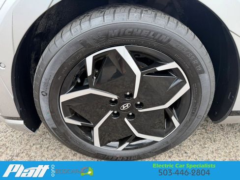 Used 2024 Hyundai Ioniq 5 Limited image 20