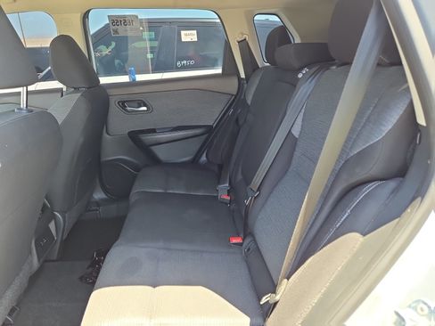 Used 2023 Nissan Rogue SV FWD image 13