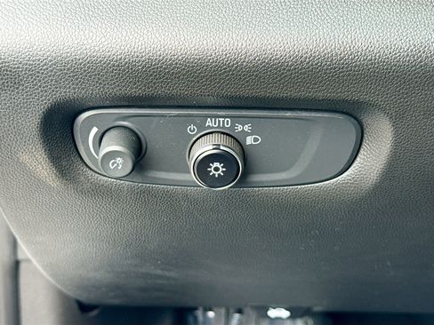 Used 2022 Chevrolet Traverse LS w/ LPO, Cargo Package FWD image 33