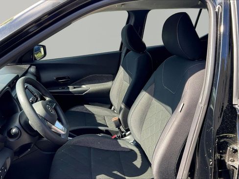 Used 2020 Nissan Kicks S FWD image 20