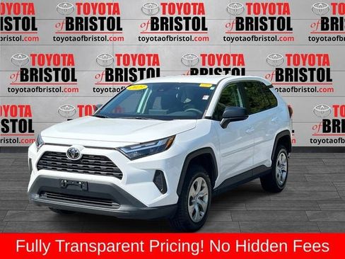 Used 2023 Toyota RAV4 LE AWD/4WD image 8