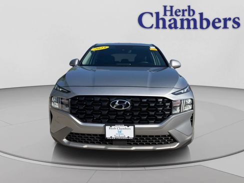 Used 2023 Hyundai Santa Fe SE FWD image 2