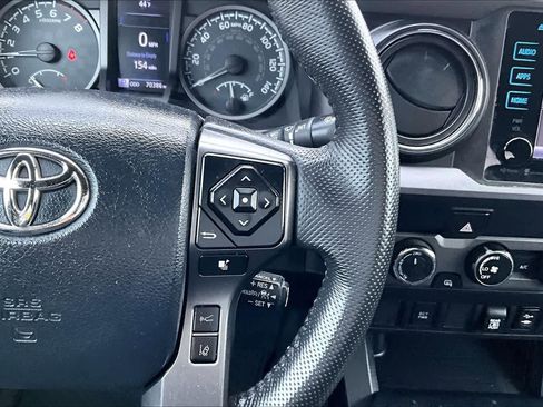 Used 2019 Toyota Tacoma TRD Off-Road image 26