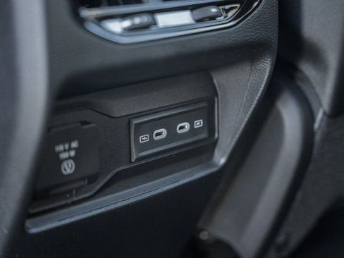 New 2026 Jeep Grand Cherokee Laredo image 39