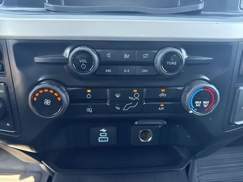 Used 2024 Ford F350 XLT w/ Snow Plow/Camper Package AWD/4WD image 18