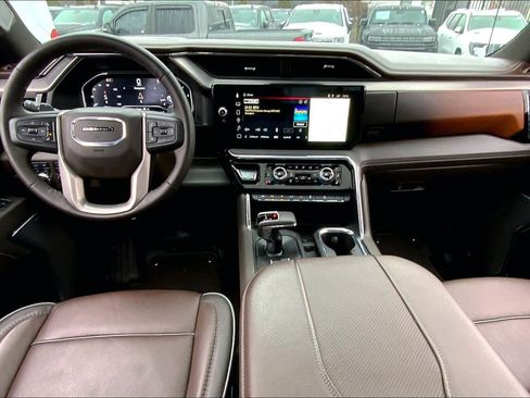 Used 2025 GMC Sierra 1500 Denali w/ Technology Package image 13