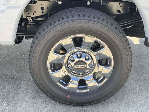 New 2026 Ford F250 Lariat AWD/4WD image 9