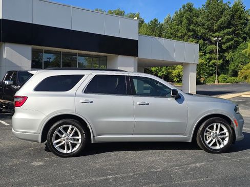 Used 2024 Dodge Durango GT image 2